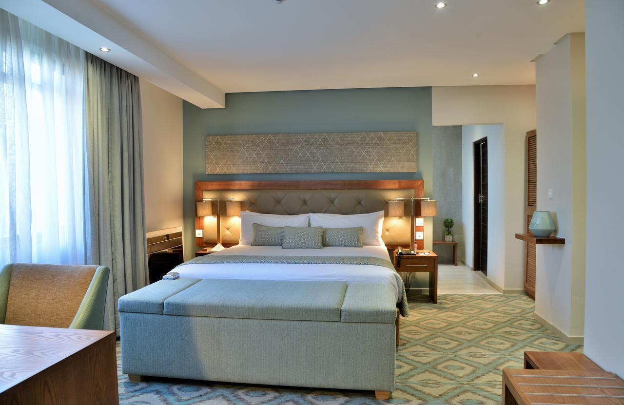 Cresta Maun Hotel Luaran gambar
