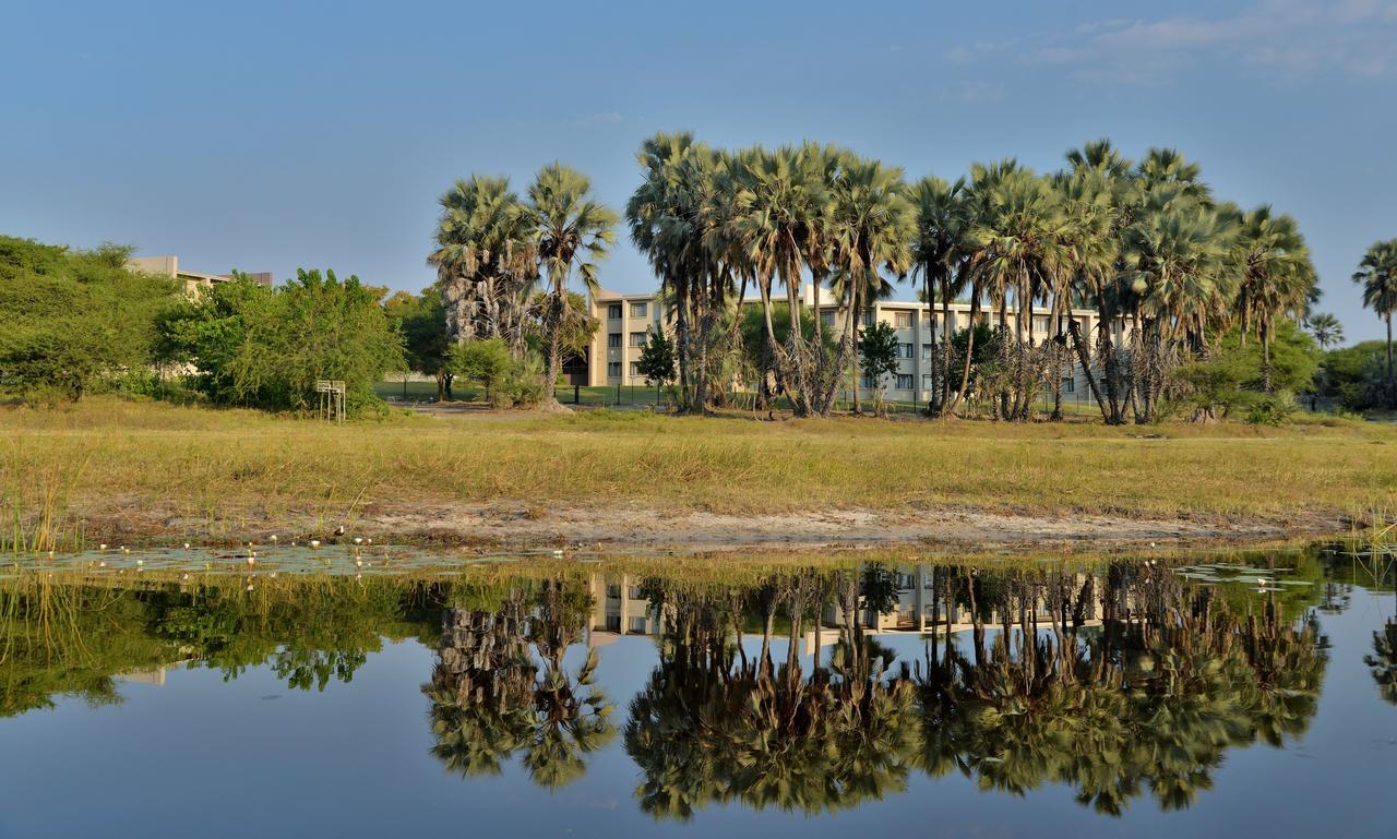 Cresta Maun Hotel Luaran gambar